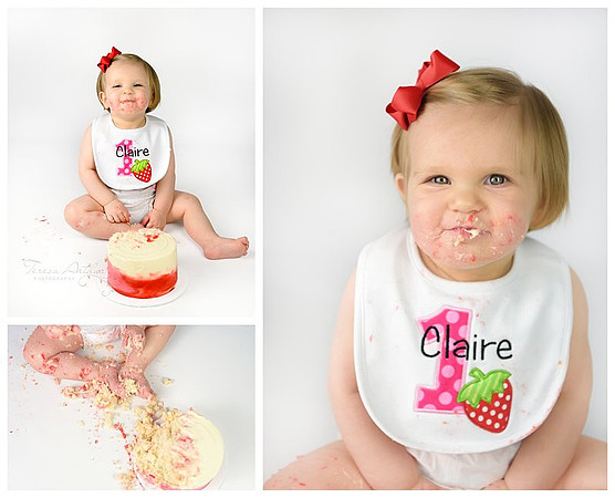 cake smash picture one year