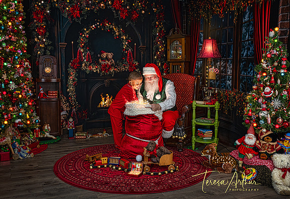 DCORTEZ-SANTA 2025-151-Edit