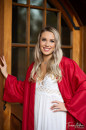 HIGH SCHOOL SENIOR PHOTOGRAPHERS IN NORTHERN VA-CAP AND GOWN-TERESA ARTHUR PHOTOGRAPHY-SENIOR PORTRAITS