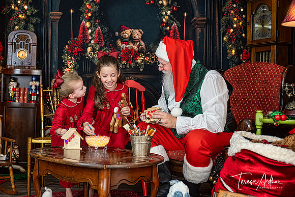 L-J-MOLTZ-SANTA 2025-80-Edit