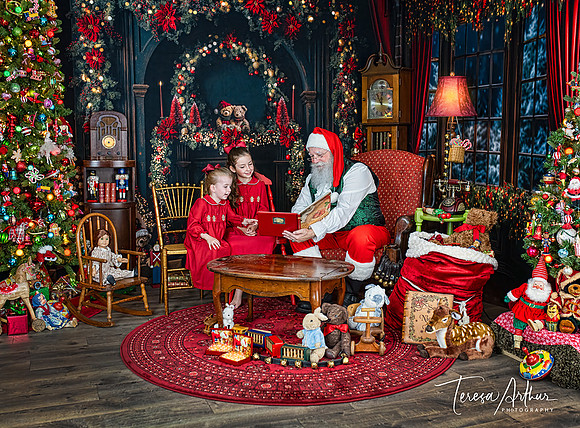L-J-MOLTZ-SANTA 2025-68-Edit
