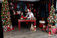 LEAR-GRACELYN-SANTA-2025-19