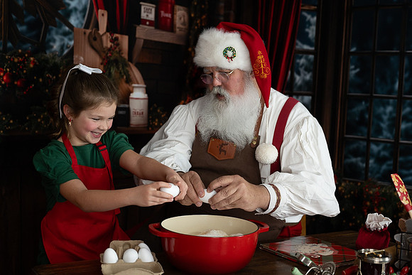 LEAR-GRACELYN-SANTA-2025-23