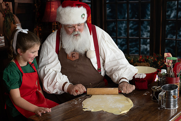 LEAR-GRACELYN-SANTA-2025-45