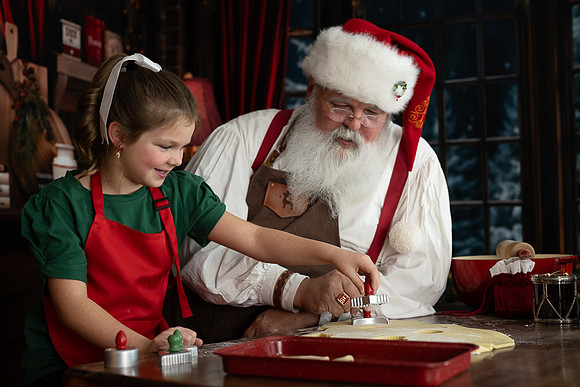 LEAR-GRACELYN-SANTA-2025-54