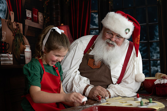 LEAR-GRACELYN-SANTA-2025-58