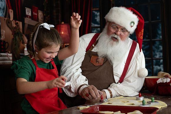 LEAR-GRACELYN-SANTA-2025-59