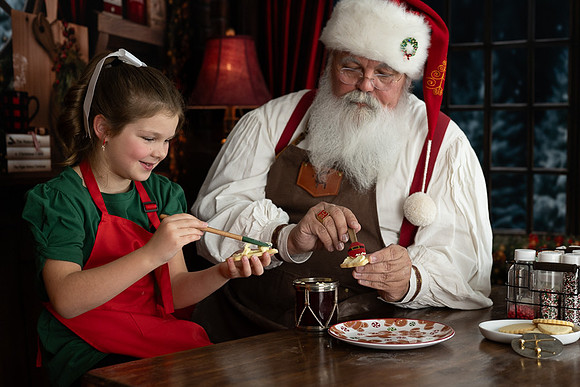 LEAR-GRACELYN-SANTA-2025-68