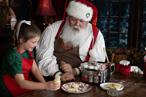 LEAR-GRACELYN-SANTA-2025-76