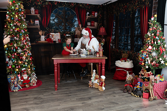 LEAR-GRACELYN-SANTA-2025-81