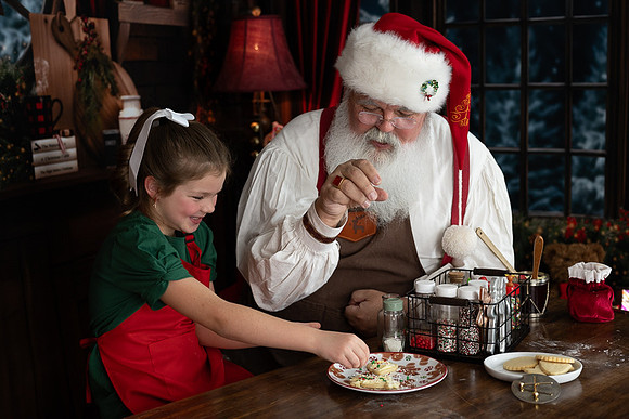 LEAR-GRACELYN-SANTA-2025-88