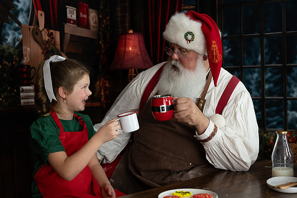 LEAR-GRACELYN-SANTA-2025-124