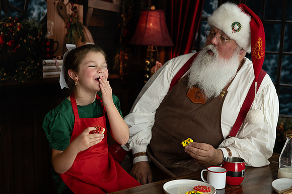 LEAR-GRACELYN-SANTA-2025-127