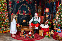 LESTER-SOPHIA-SANTA-2025-5