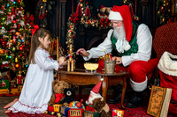 LESTER-SOPHIA-SANTA-2025-7