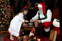 LESTER-SOPHIA-SANTA-2025-8