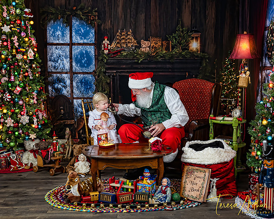 RileyW-Santa-2024-283-Edit