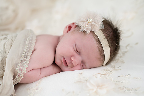 NB-UHLER-M-APR2023-360-Edit