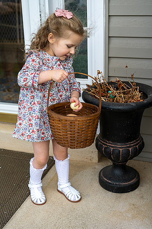 M-C-UHLER-EASTER-2026-135