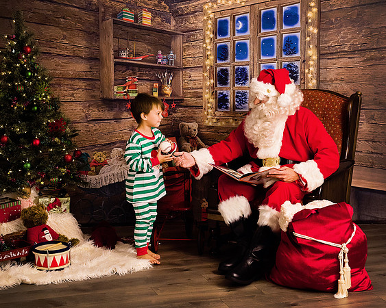 SANTA2016-TAYLOR-55