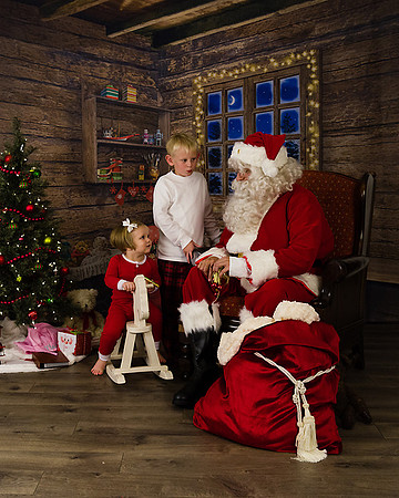 SANTA2016-Linkous-228
