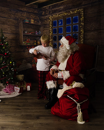 SANTA2016-Linkous-240