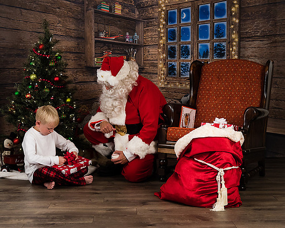SANTA2016-Linkous-42