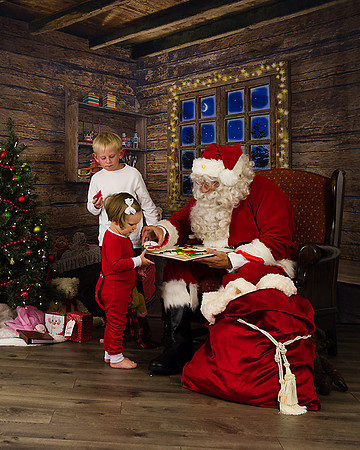SANTA2016-Linkous-120