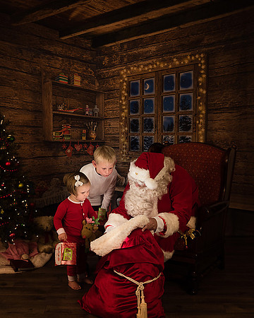 SANTA2016-Linkous-94