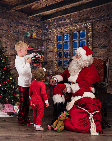 SANTA2016-Linkous-180