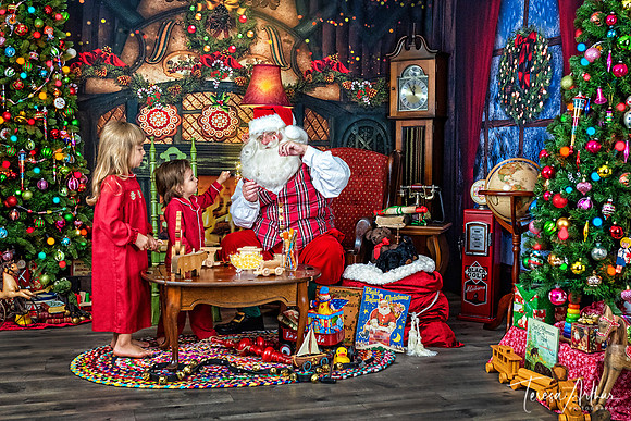 ELLA-ANDREW-SANTA-2021-472