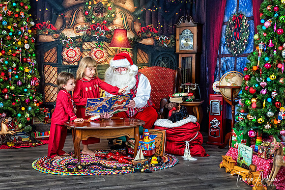 ELLA-ANDREW-SANTA-2021-417