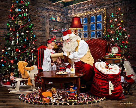 EHewitt-Santa-2019-60