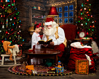 EHewitt-Santa-2019-399