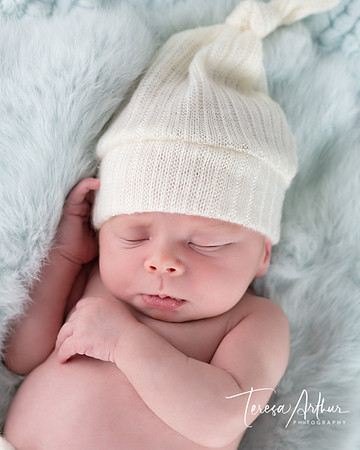 BABY NEWBORN PHOTO SESSIONS BY TERESA ARTHUR PHOTOGRAPHY WARRENTON VA