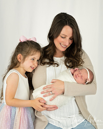 BABYS FIRST PICTURES BY TERESA ARTHUR PHOTOGRAPHY