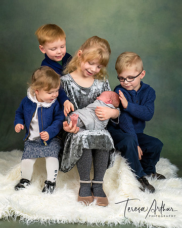 NEWBORN PORTRAIT SESSIONS WITH SIBLINGS BY TERESA ARTHUR PHOTOGRAPHY IN WARRENTON VA