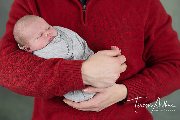 NEWBORN PORTRAITS BY TERESA ARTHUR PHOTOGRAPHY IN WARRENTON VA