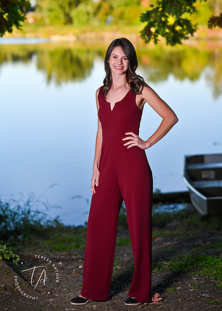 CUSTOM SENIOR PORTRAIT PHOTOGRAPHER TERESA ARTHUR WARRENTON VA