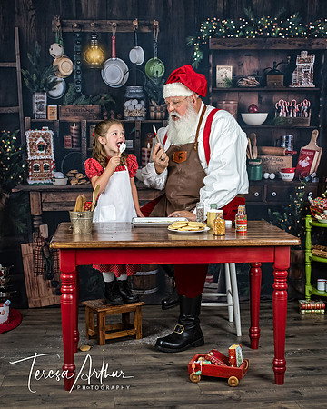 MAKING COOKIES WITH SANTA PHOTO SESSION BY TERESA ARTHUR PHOTOGRAPHY IN WARRENTON VA
