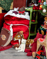 UHLER-M-SANTA-2025-18