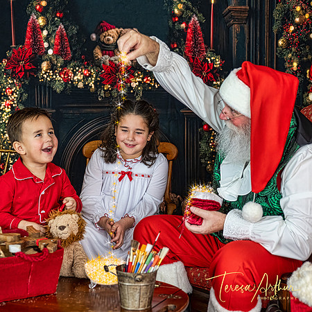 2026 SANTA SESSIONS-WARRENTON VA-NORTHERN VIRGINIA-TERESA ARTHUR PHOTOGRAPHY