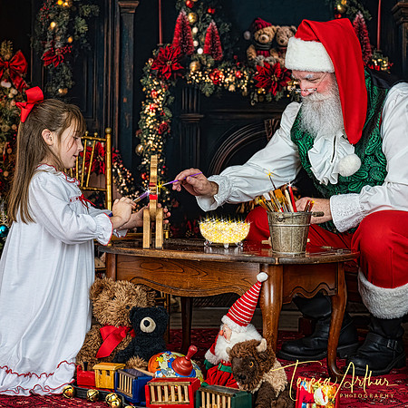 SANTA PHOTO SESSIONS IN NORTHERN VIRGINIA 2025-TERESA ARTHUR PHOTOGRAPHY