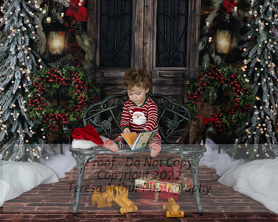 CY-MULLINS-18mos-CHRISTMAS-2022-101