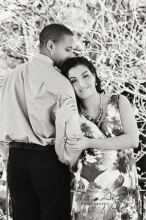 bw outdoor maternity session by teresa arthur photography