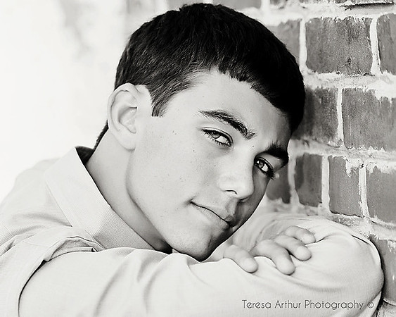FUN SENIOR PORTRAITS IN NOVA