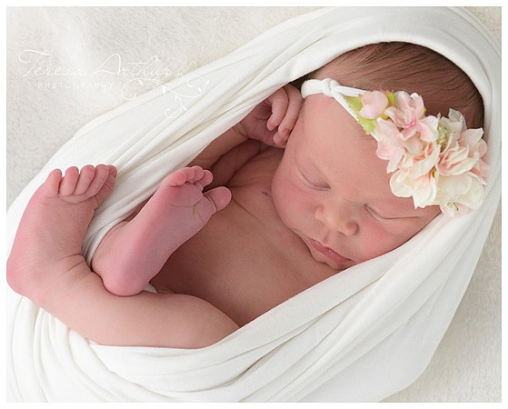 light and airy newborn portraits by teresa arthur photography
