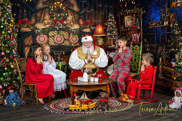 HORDUSKY GRANDKIDS-SANTA-2023-274-Edit