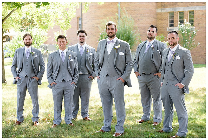 GROOMSMEN WEDDING DAY PHOTOS BY TERESA ARTHUR PHOTOGRAPHY IN WARRENTON VIRGINIA