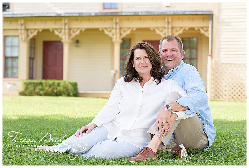 COUPLE PORTRAIT BY TERESA ARTHUR PHOTOGRAPHY